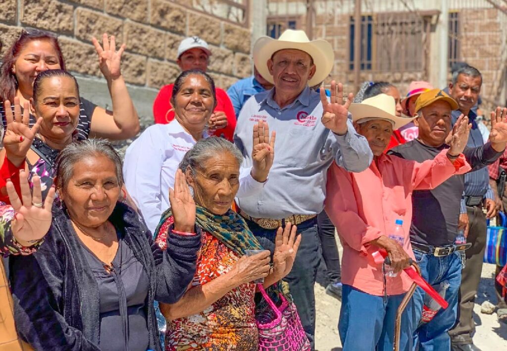 Juan Gutiérrez “El Ranchero” lidera encuestas para candidatura de Morena en Chietla