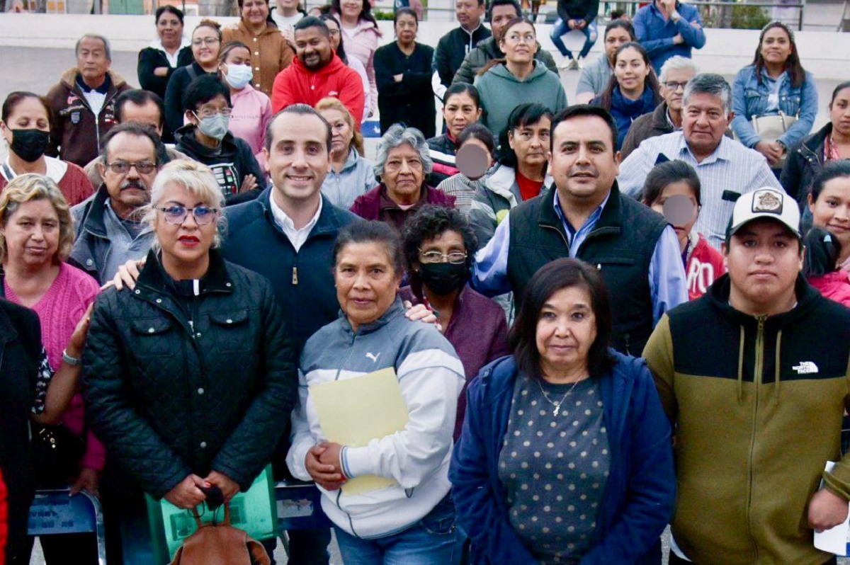 Habitantes de la Romero Vargas dialogan con Mario Riestra 1 mario riestra 6