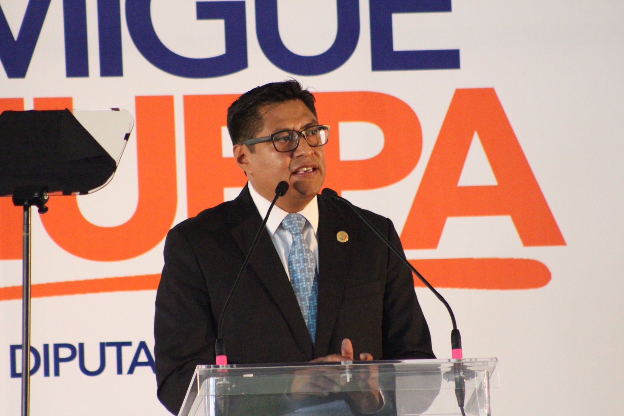 Huepa tendría que renunciar al PAN por ética si se va a postular por Morena: líder del blanquiazul en Cholula 1 Huepa tendría que renunciar al PAN por ética si se va a postular por Morena