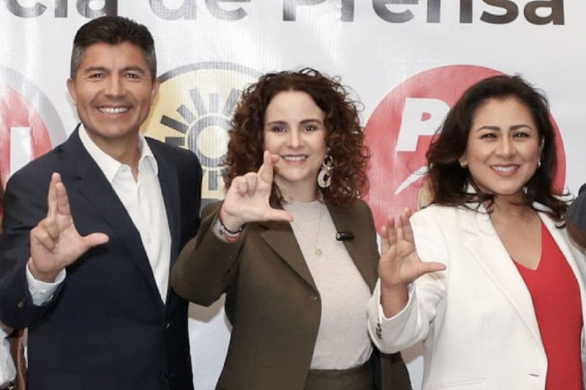Con porras, equipo de campaña de Lalo Rivera, despide a Alejandro Armenta del Senado 1 nadia navarro nancy de la sierra