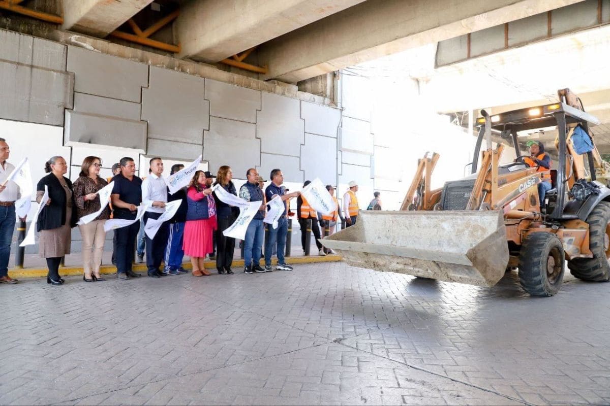 Inicia Mundo Tlatehui rehabilitación con concreto estampado en la calle14 Oriente 1 rehabilitación de la 14 Oriente en San Andrés Cholula