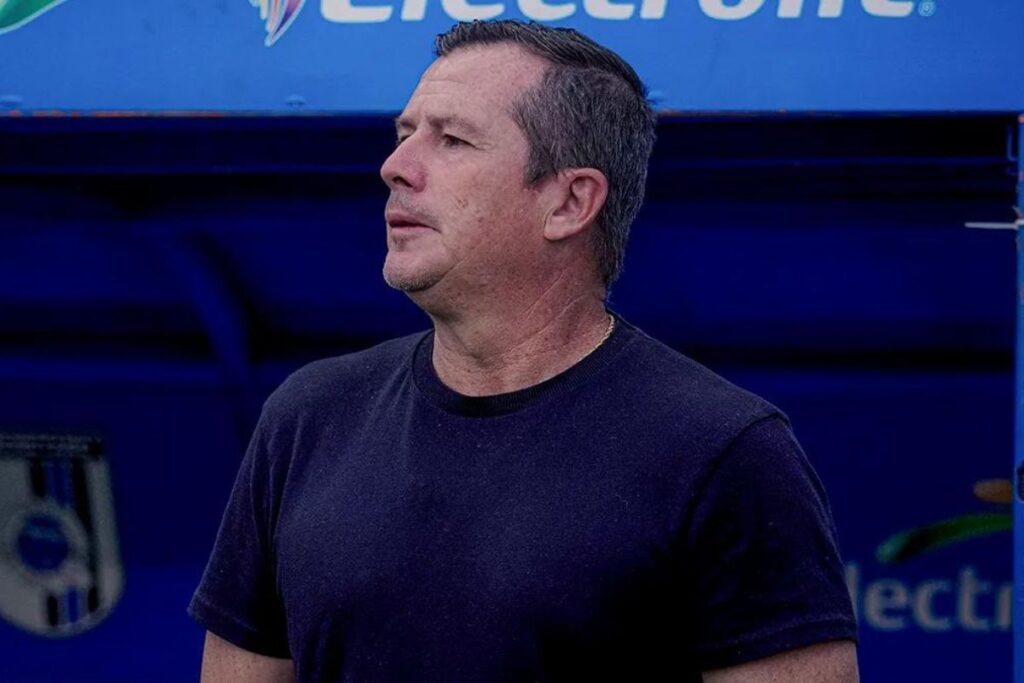 Ricardo Carbajal deja al Club Puebla