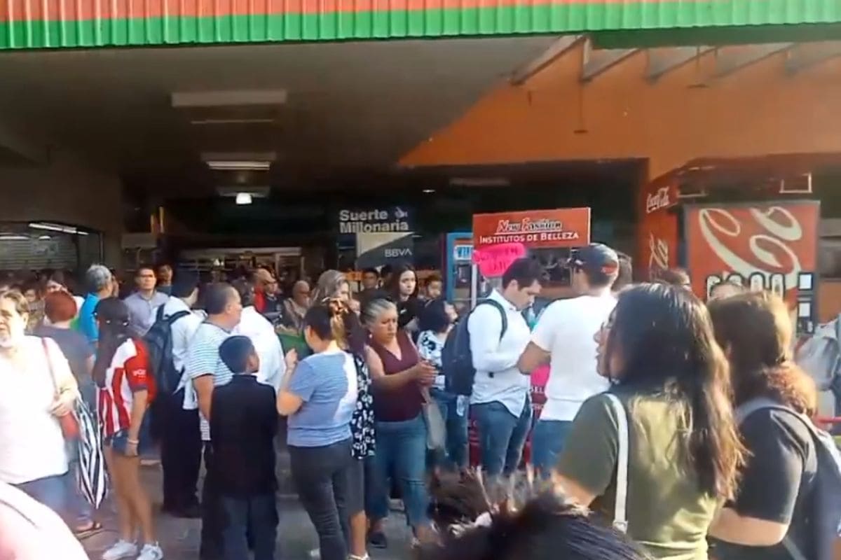 Tiembla en Cuernavaca y desalojan establecimientos 1 sismo en Cuernavaca, Morelos