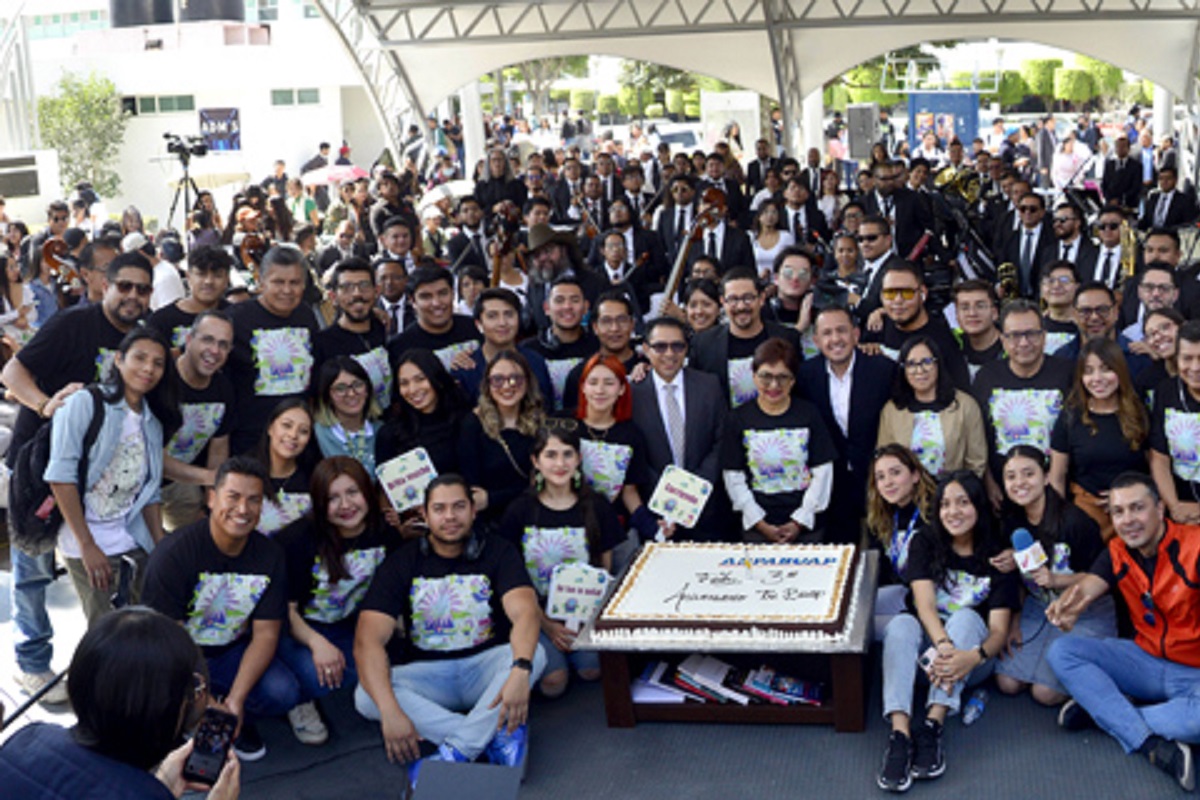 Celebra TVBUAP tres años de comunicar el quehacer universitario 1 Celebra TVBUAP tres años de comunicar el quehacer universitario