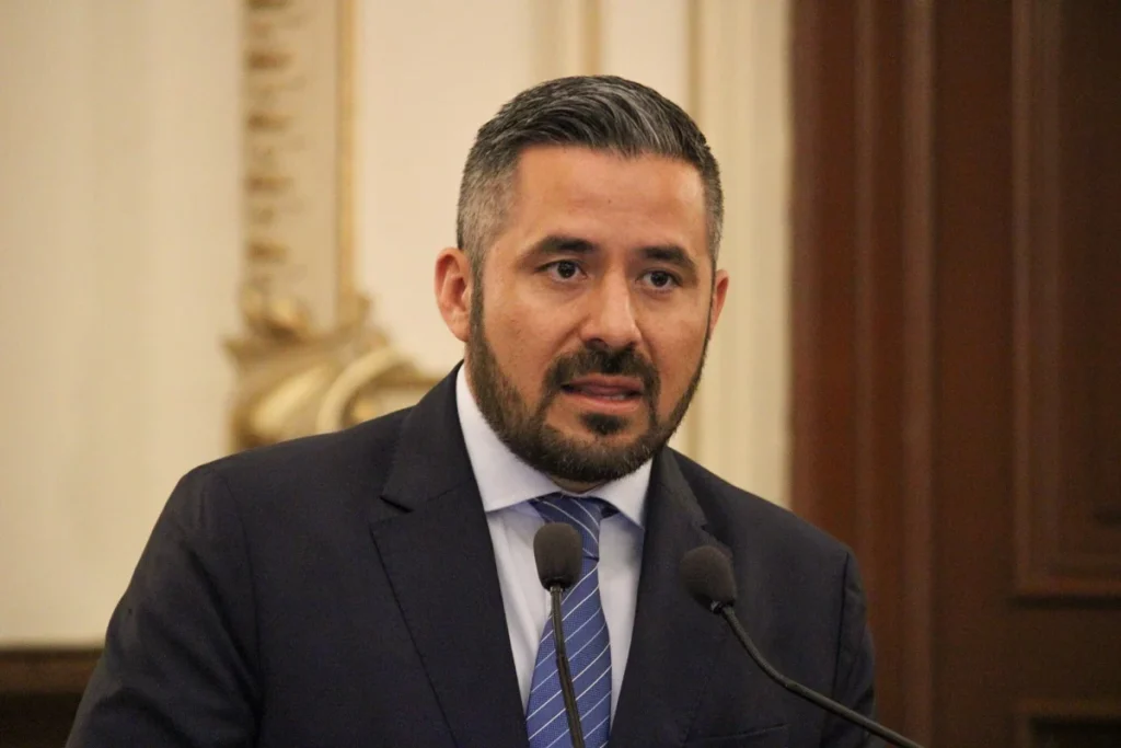 Alcalde de Puebla justifica asistencia a eventos políticos “derecho ciudadano”