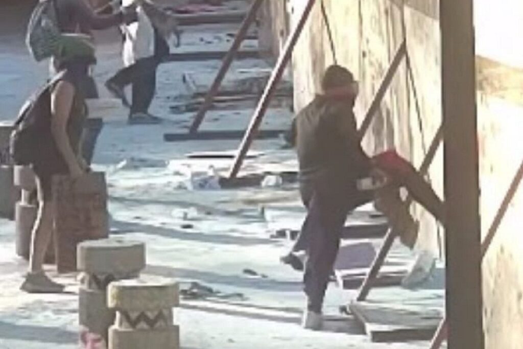 Ayuntamiento de Puebla detuvo a dos hombres infiltrados en marcha del 8M