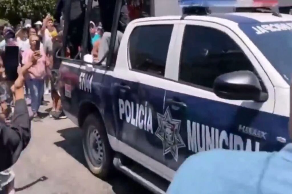 Video: intentan linchar a presuntos feminicidas de la niña Camila Gómez