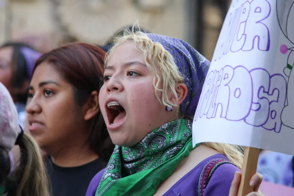 Marcha 8m Puebla zocalo de puebla 10