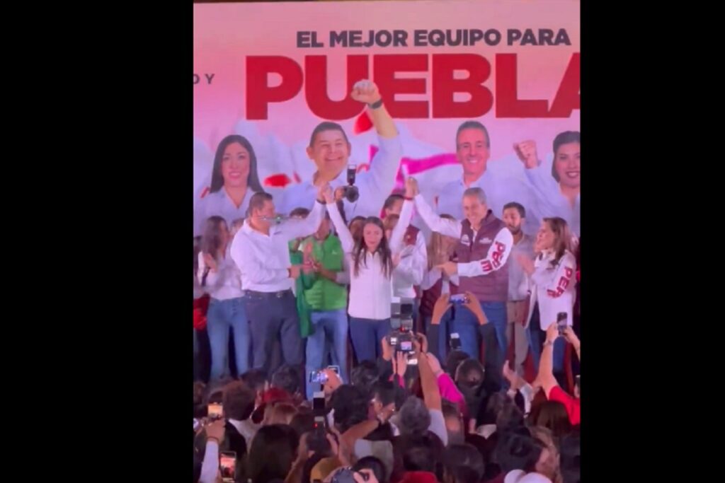 Morenistas ignoran a la ex panista María de la Barreda en arranque de campaña