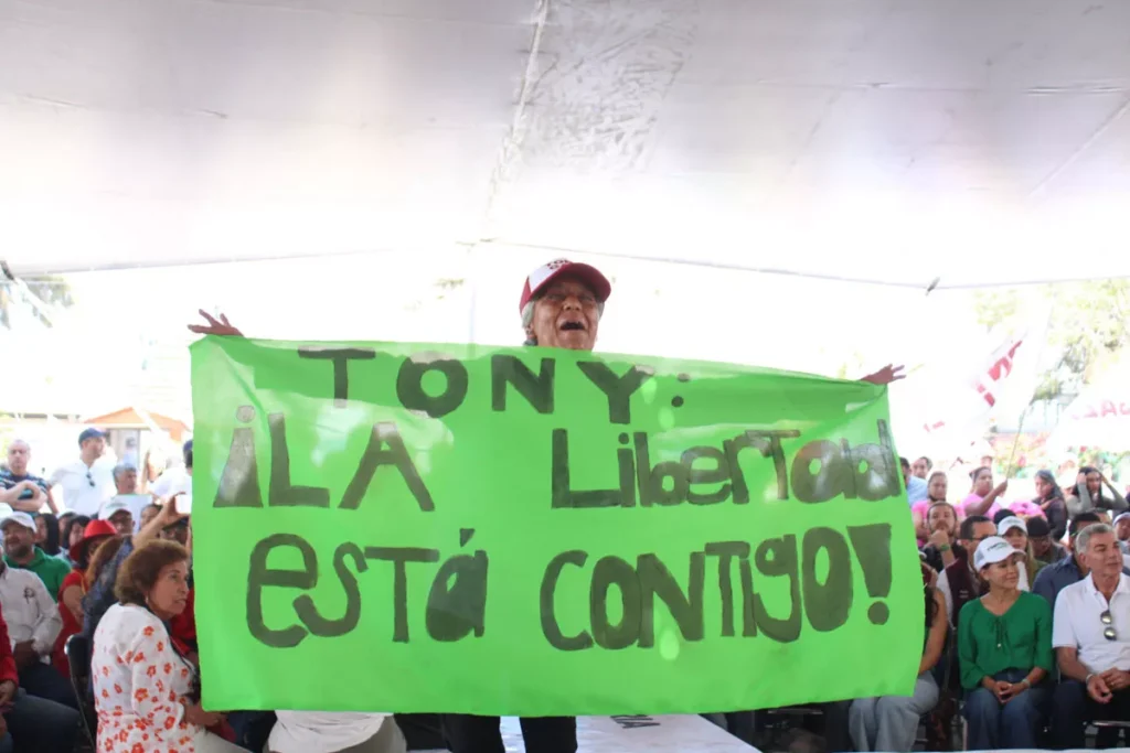 Tony Gali Lopez Inicio de Campana distrito 9 11