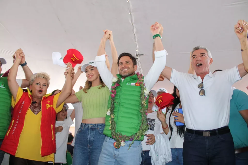 Tony Gali Lopez Inicio de Campana distrito 9 13