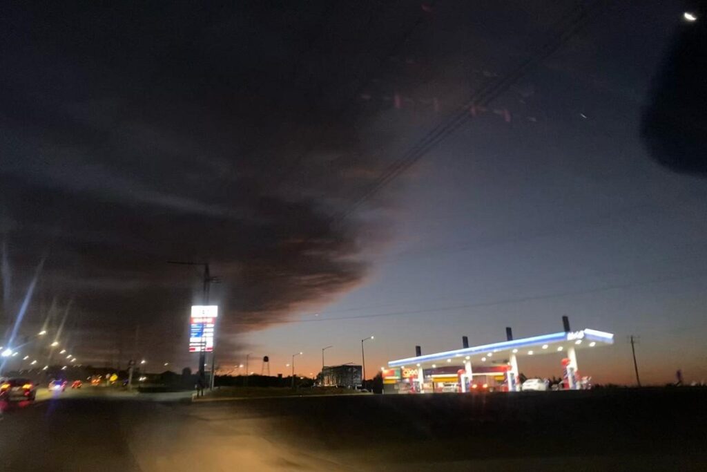 Estos son los municipios con caída de ceniza del Popocatépetl este 6 de marzo 5 Un día más con ceniza estas son las FOTOS de la nueva fumarola del Popocatépetl