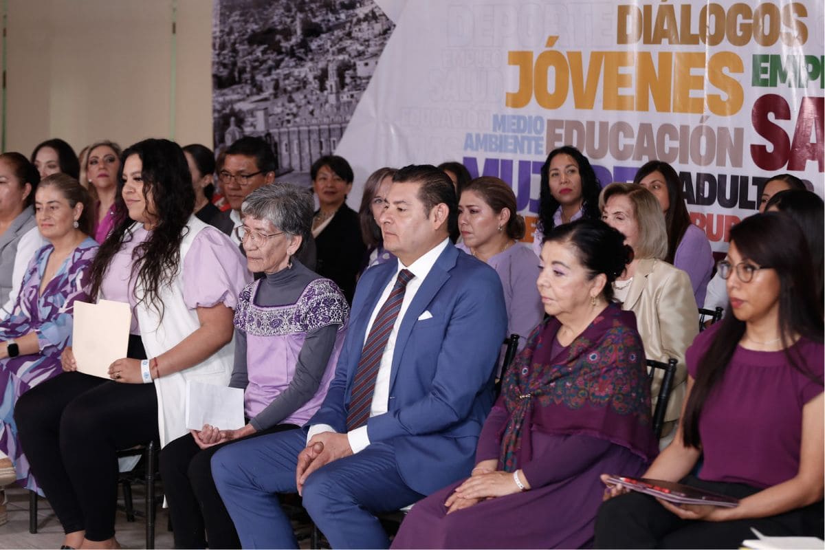 Armenta priorizará a mujeres y diversidad para su equipo de campaña 1 Alejandro Armenta priorizará a mujeres en campaña