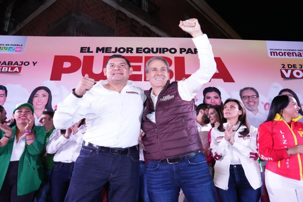 Armenta y Pepe Chedraui inician campaña en el zócalo de Puebla