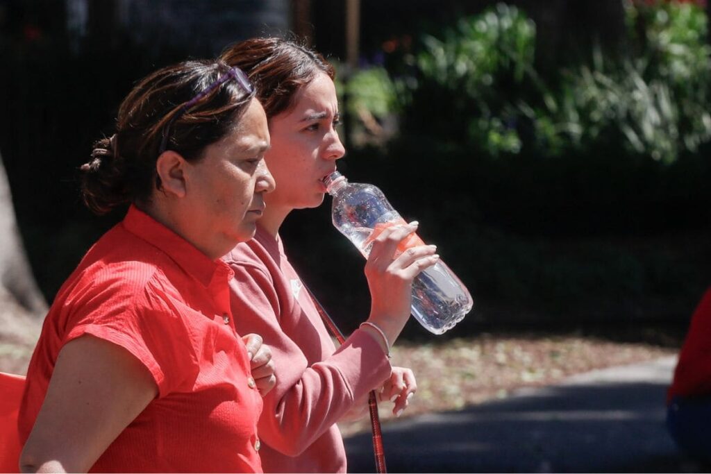 beber agua olas de calor puebla 2024