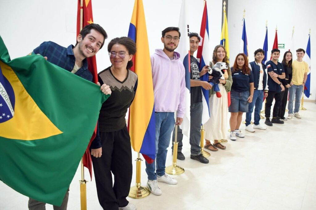 BUAP da bienvenida a alumnos de intercambio