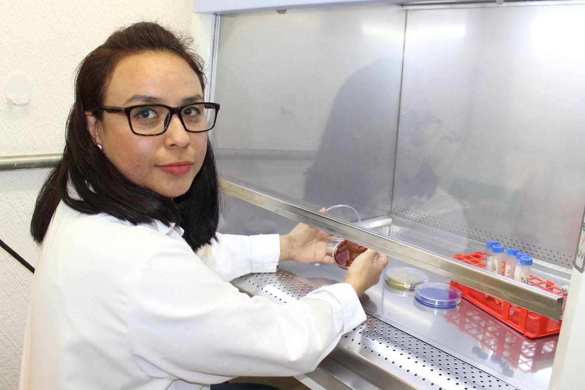 La BUAP, una institución resuelta a cerrar la brecha de género en la ciencia 1 BUAP comprometida a reducir brecha de género