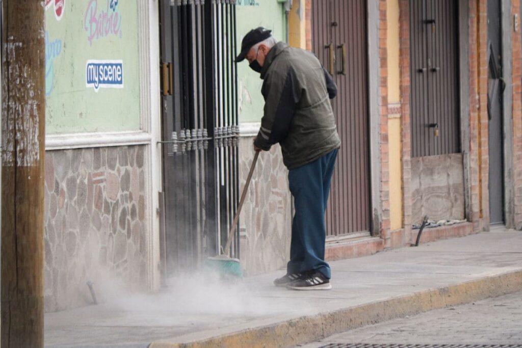 caída de ceniza 30 de marzo 2024