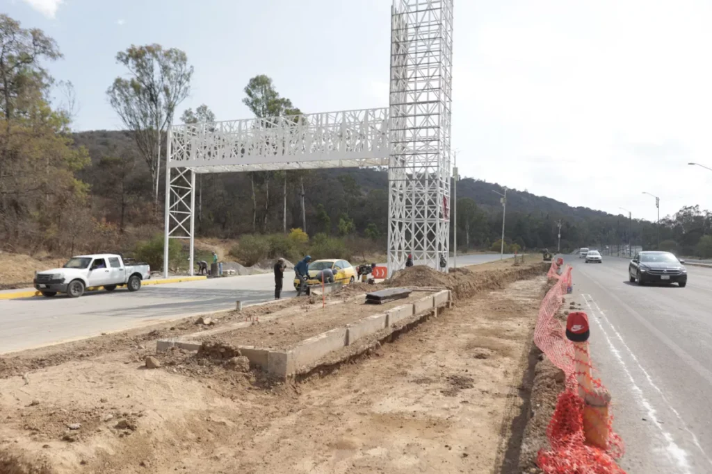 construccion Paraderos Linea 4 RUTA 3