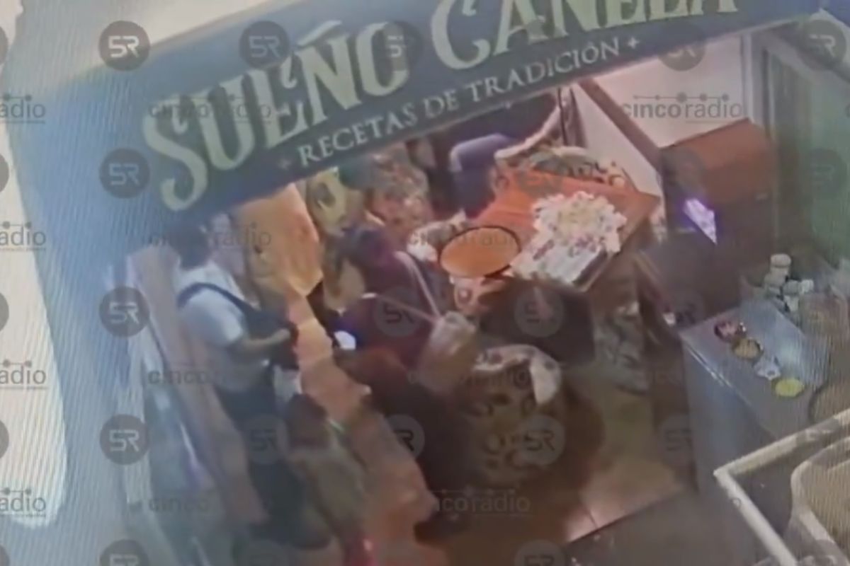 (VIDEO) Sujeto encañona a empleado de la churrería “Sueño Canela” en el Centro de Puebla 1 encañonan a empleado de churrería Sueño Canela