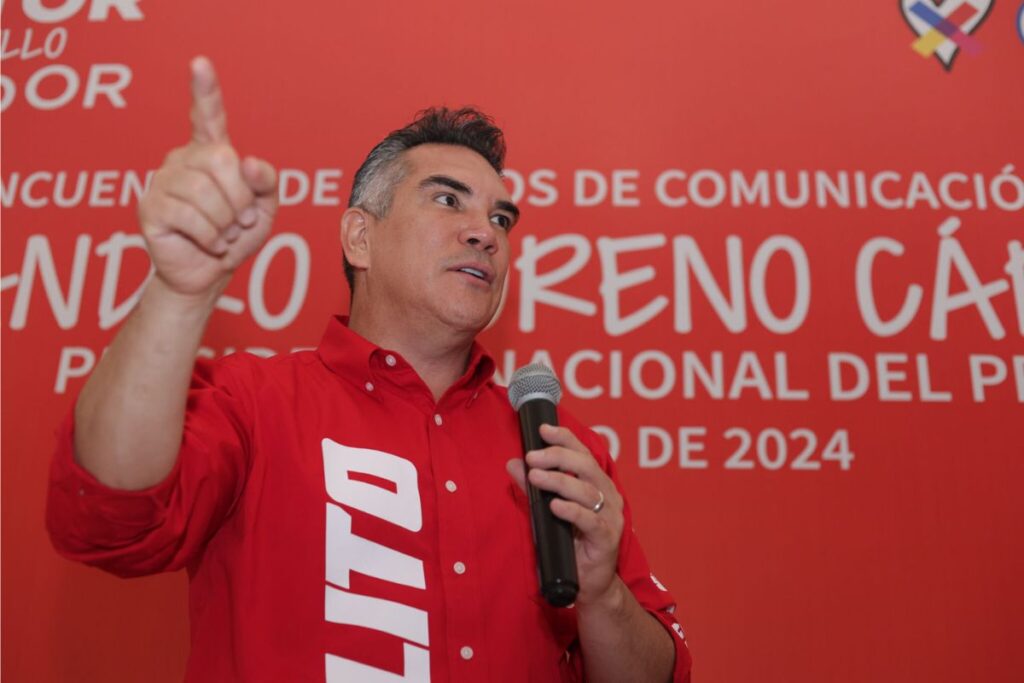 Alejandro Moreno contra desbanda del PRI