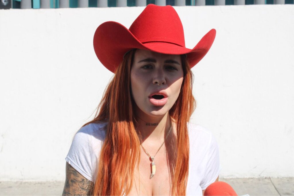 fecha del homenaje de Elena Larrea