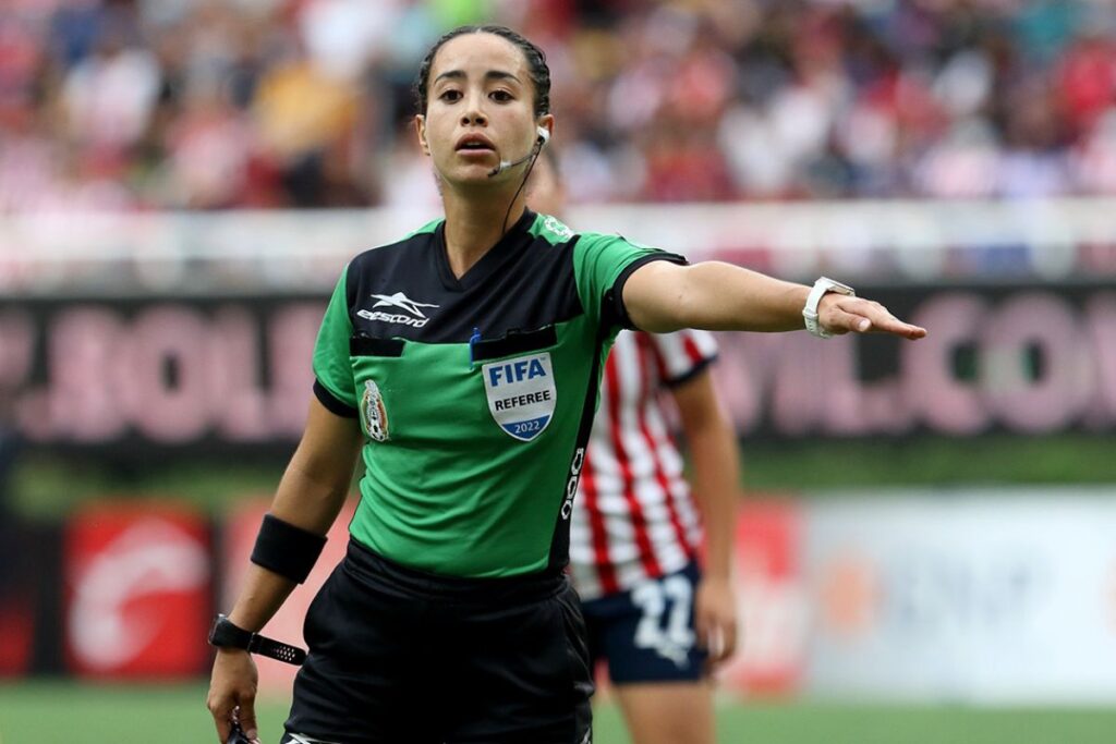 Katia Itzel García árbitra Liga MX