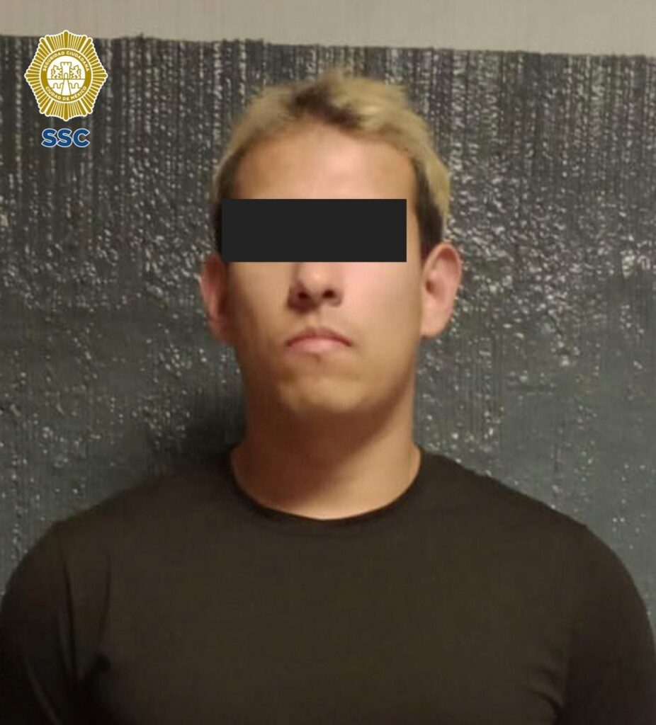 motociclista golpea feministas marcha del 8m