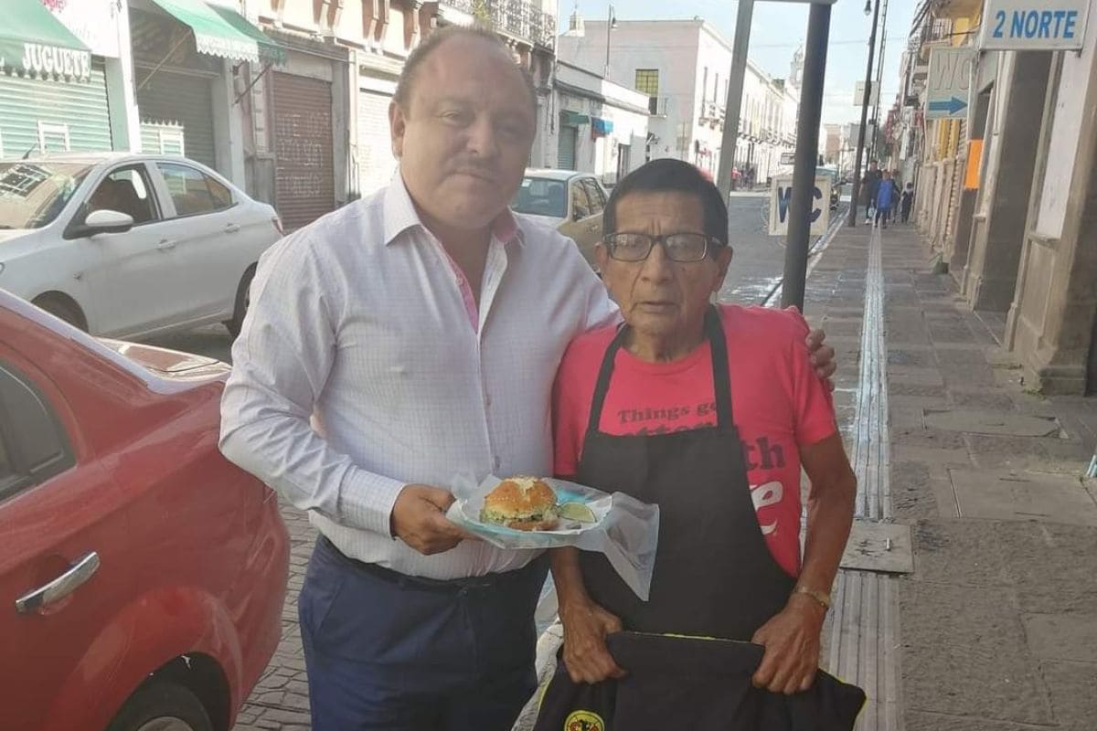 Muere Manuel Merlo, propietario de las famosas cemitas América de Puebla 1 muere Manuel Merlo dueño de cemitas América