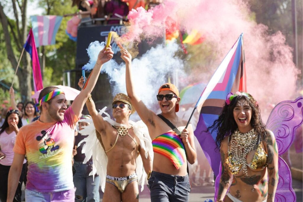 mujeres y comunidad LGBTTTIQ+, con informalidad laboral