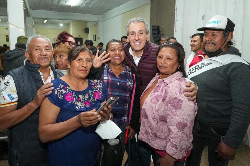 Pepe Chedraui recorre colonias de Puebla