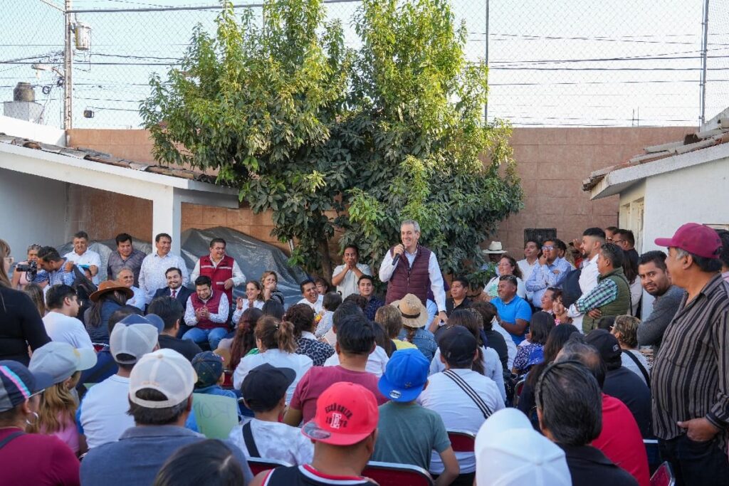pepe chedraui reunion con vecinos