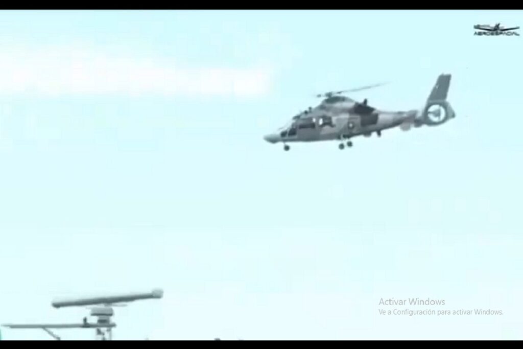 Se desploma helicóptero de la Marina en Michoacán