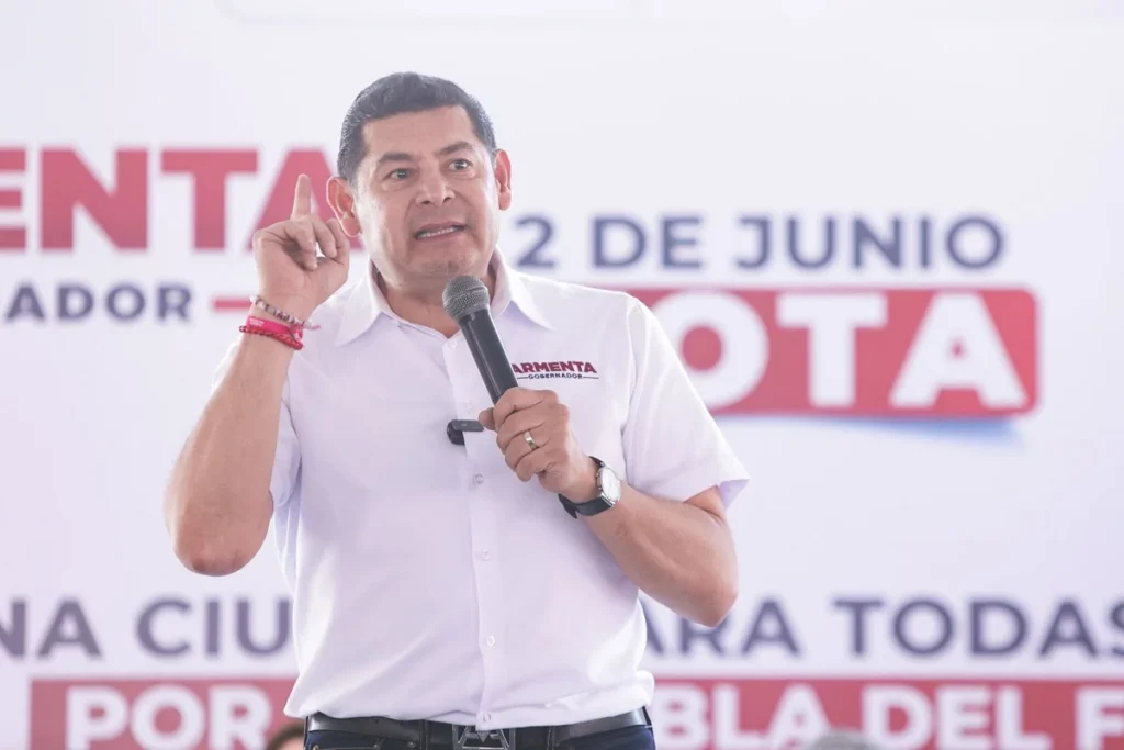 Respalda astronauta José Hernández propuestas de Ciencia y Tecnología de Alejandro Armenta para Puebla 10 A dos semanas del inicio de campañas, Armenta le saca 21 puntos a Lalo Rivera Mitofsky