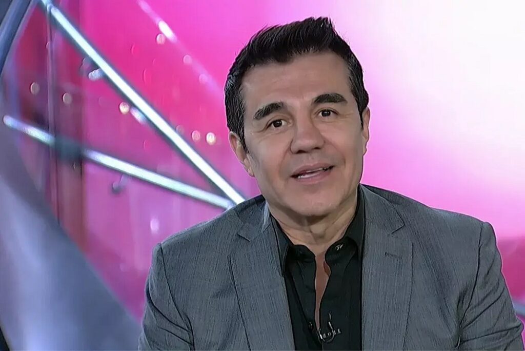 Adrián Uribe anuncia su incursión en la política