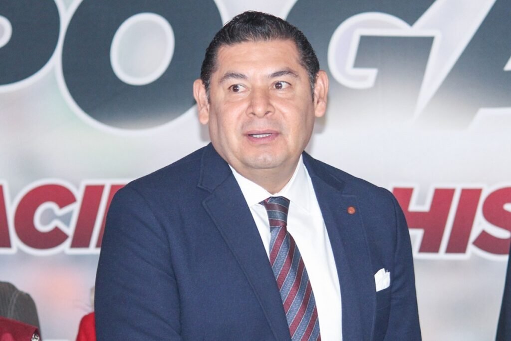 “No estamos repartiendo cargos”, aclara Armenta 9 Advierte Armenta revisión a contratos y concesiones como los parquímetros de Puebla