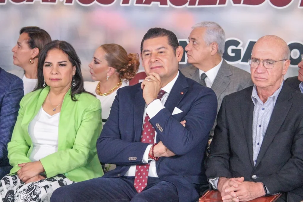 Armenta a Lalo Rivera por declaración patrimonial