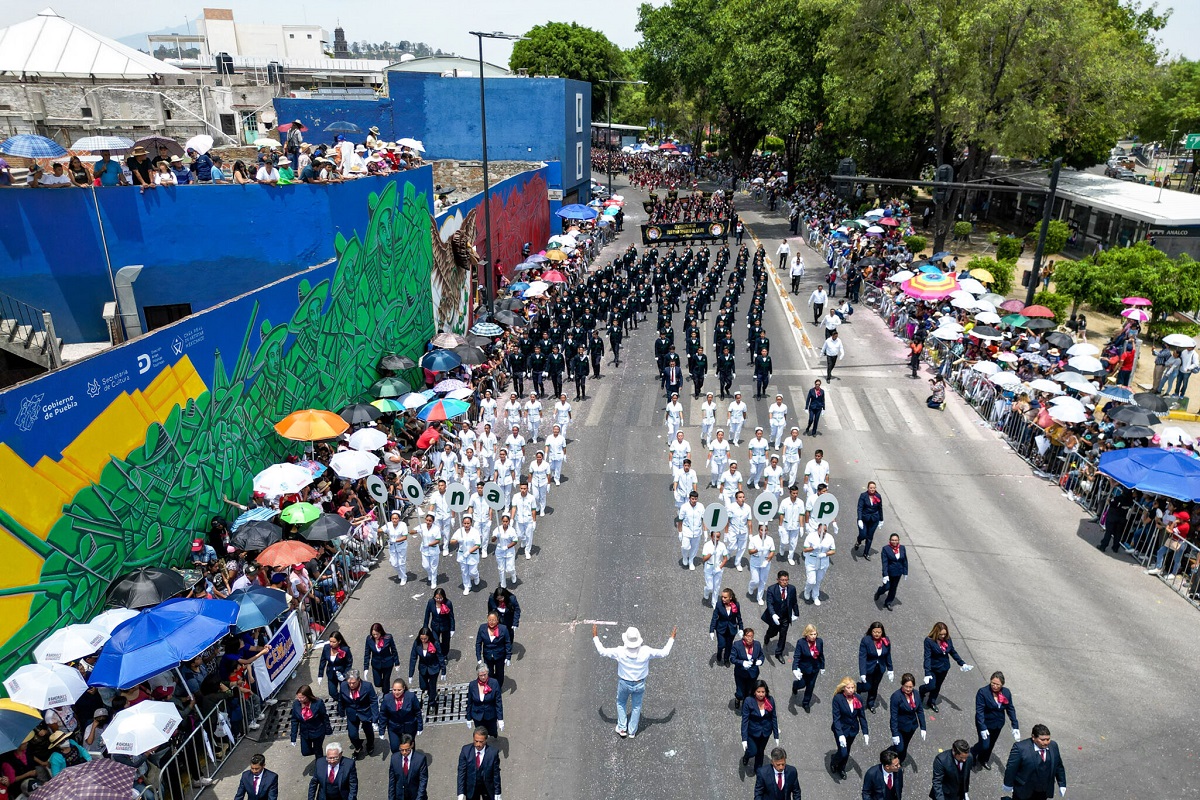 Desfile del 5 de Mayo: Por primera vez marchará la BUAP y este será el recorrido 1 Desfile del 5 de Mayo Por primera vez marchará la BUAP y este será el recorrido