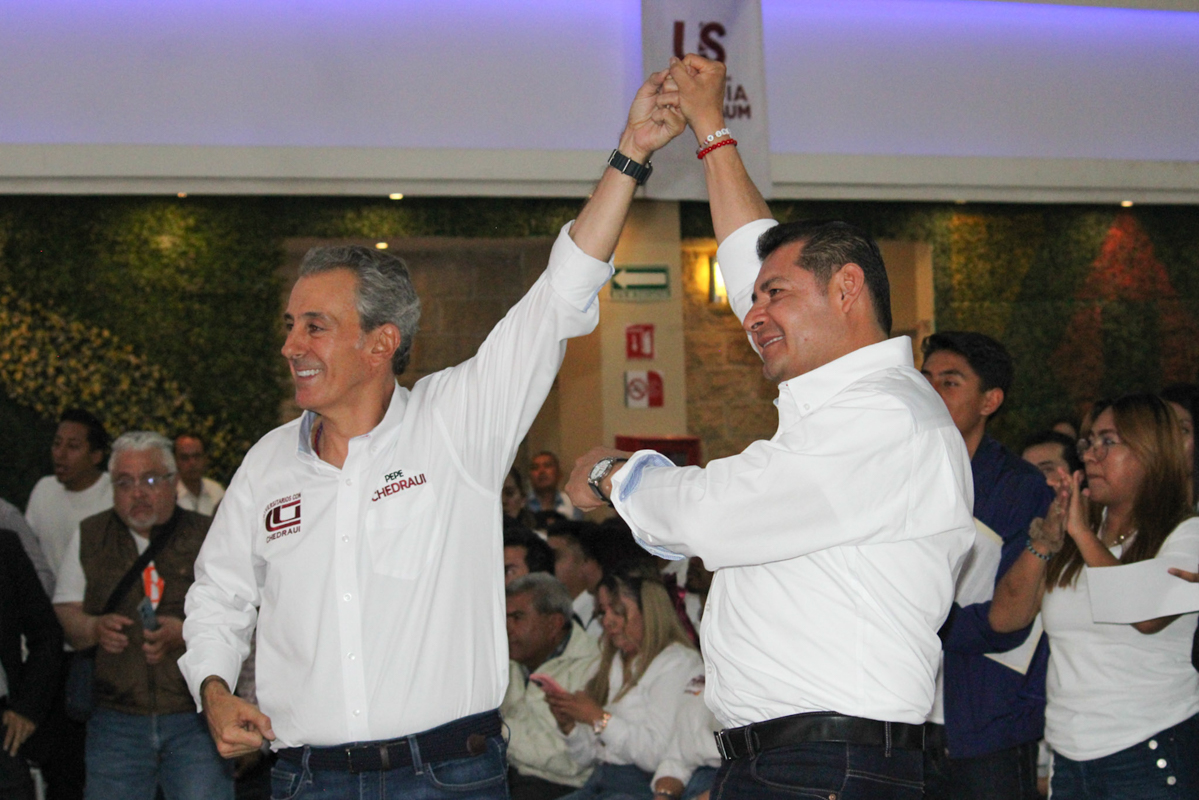 Pepe Chedraui rechaza voto de castigo de la UPAEP; cuestiona gasto municipal en la universidad 1 Encuentro con universitarios Alejandro Armenta y Pepe Chedraui Julio Cesar Chavez 6