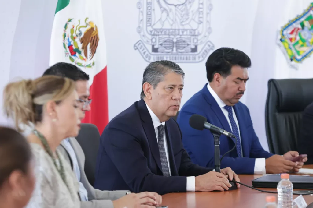 fueron siete cuerpos encontrados en el periférico ecológico de Puebla 