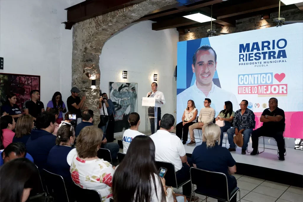 Mario Riestra propone crear una Secretaría de Juntas Auxiliares en su plan de Desarrollo Social y Humano