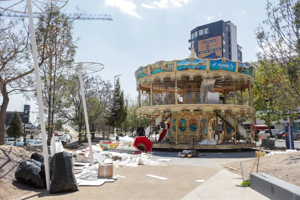 Sendela Estrella de Puebla carrusel zona de Angelopolis