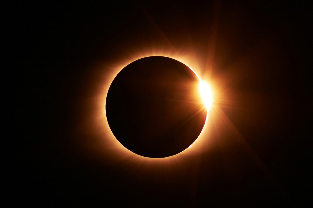 Tres fenómenos astronómicos únicos que se verán en el eclipse solar total 1 Tres fenomenos astronomicos unicos que se veran en el eclipse solar total