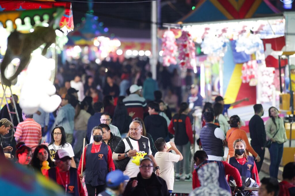 Van 10 detenidos en la Feria de Puebla por reventa y alterar el orden
