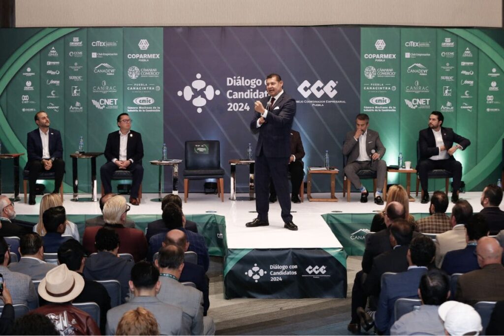 Alejandro Armenta promete crear la Universidad para Policías 9 alejandro armenta dialogo cce