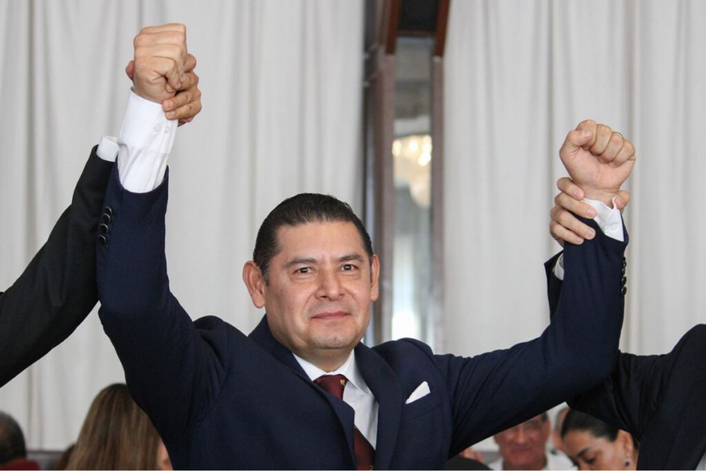 Alejandro Armenta encabeza encuesta de El Heraldo