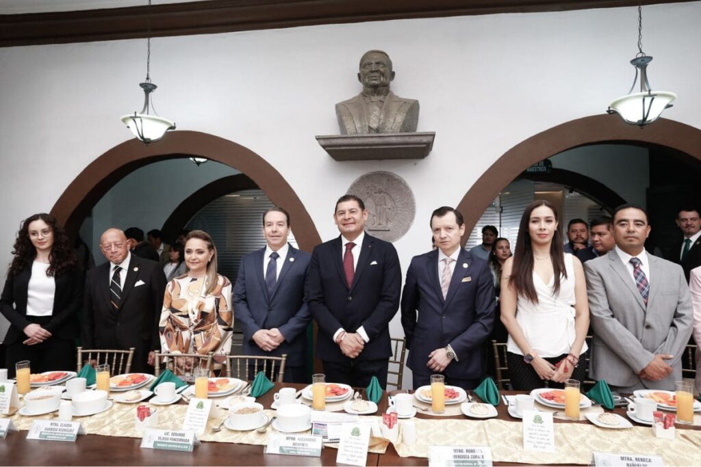 alejandro armenta libre de derecho reunion