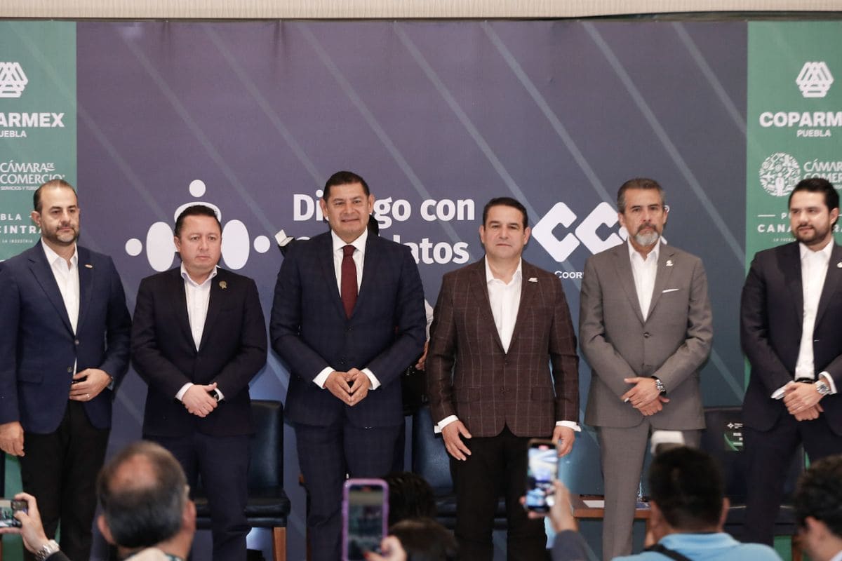 No voy a pedir "moches", promete Armenta a empresarios poblanos 1 Alejandro Armenta no pedirá moches a empresarios