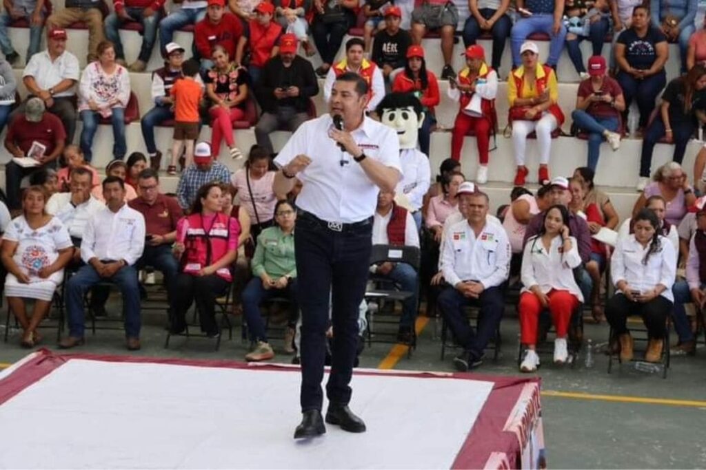 Alejandro Armenta pide denunciar al ayuntamiento