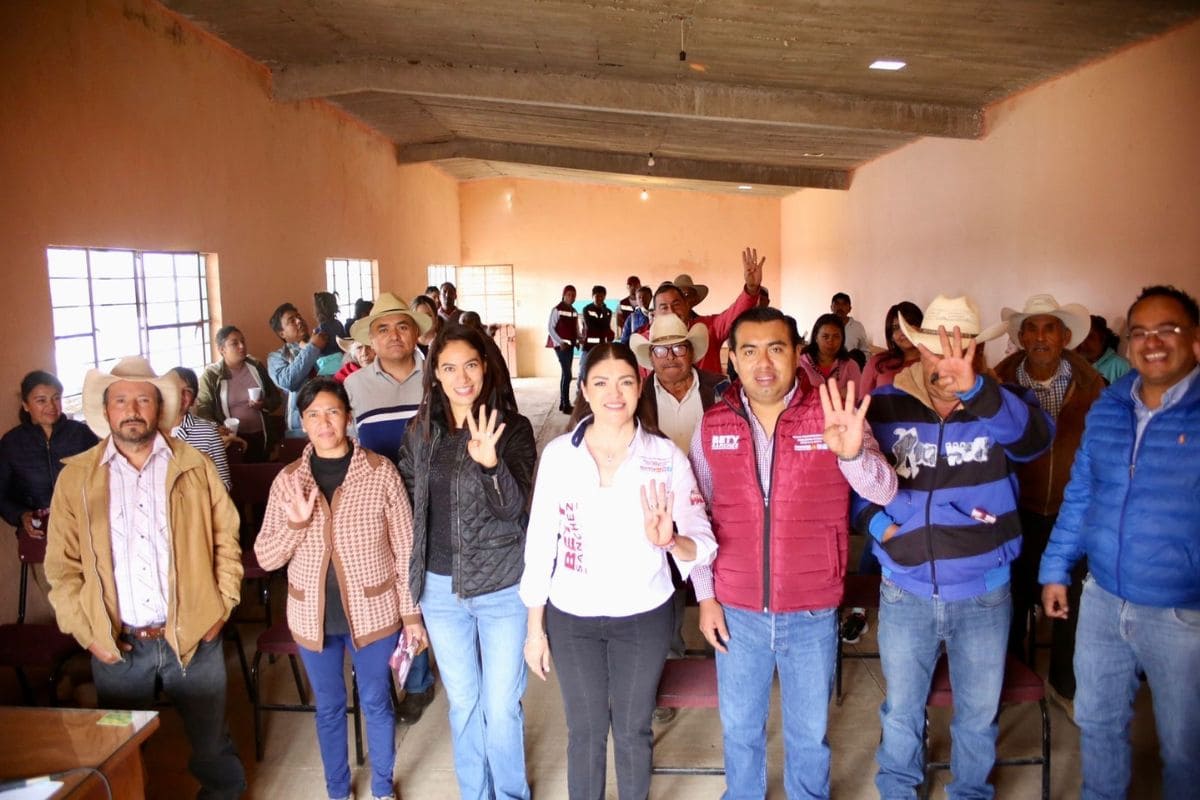 Mi plan de gobierno es para que Zacatlán tenga seguridad con bienestar: Bety Sánchez 1 Bety Sánchez promete seguridad en Zacatlán